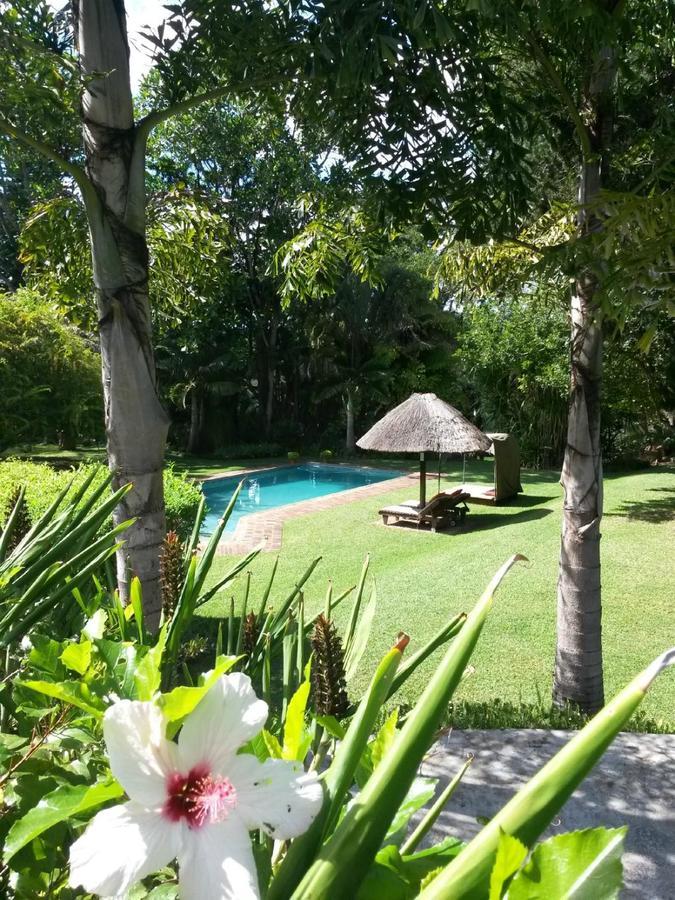 Laughing Waters Guest House Hazyview Exterior foto